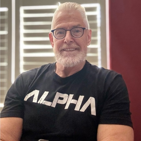 Meet your Posher, Michael - Picture 6 of 7